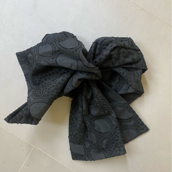 Cameo Collective Invert Top - Picture 5 of 8